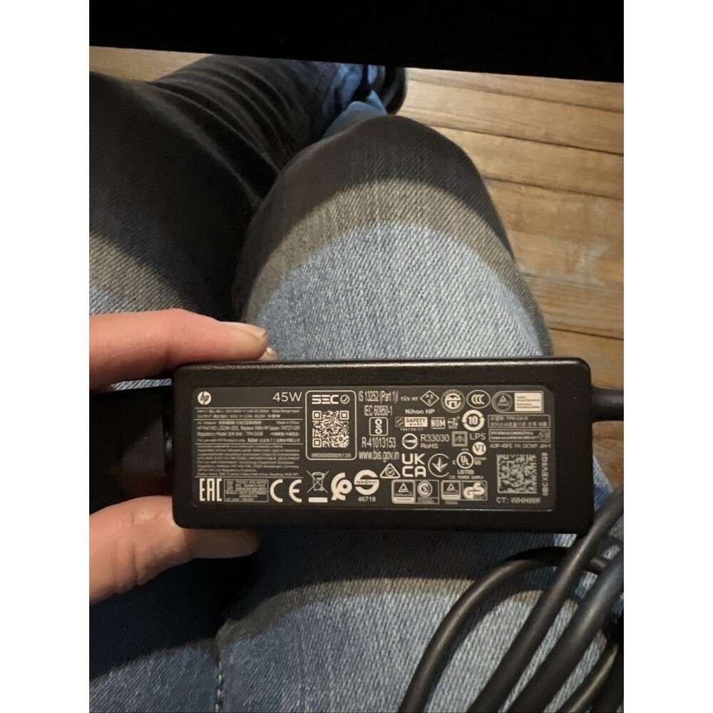 OEM HP Laptop Charger AC Power Adapter 740015-002 /001/003  19.5V 2.31A 45W